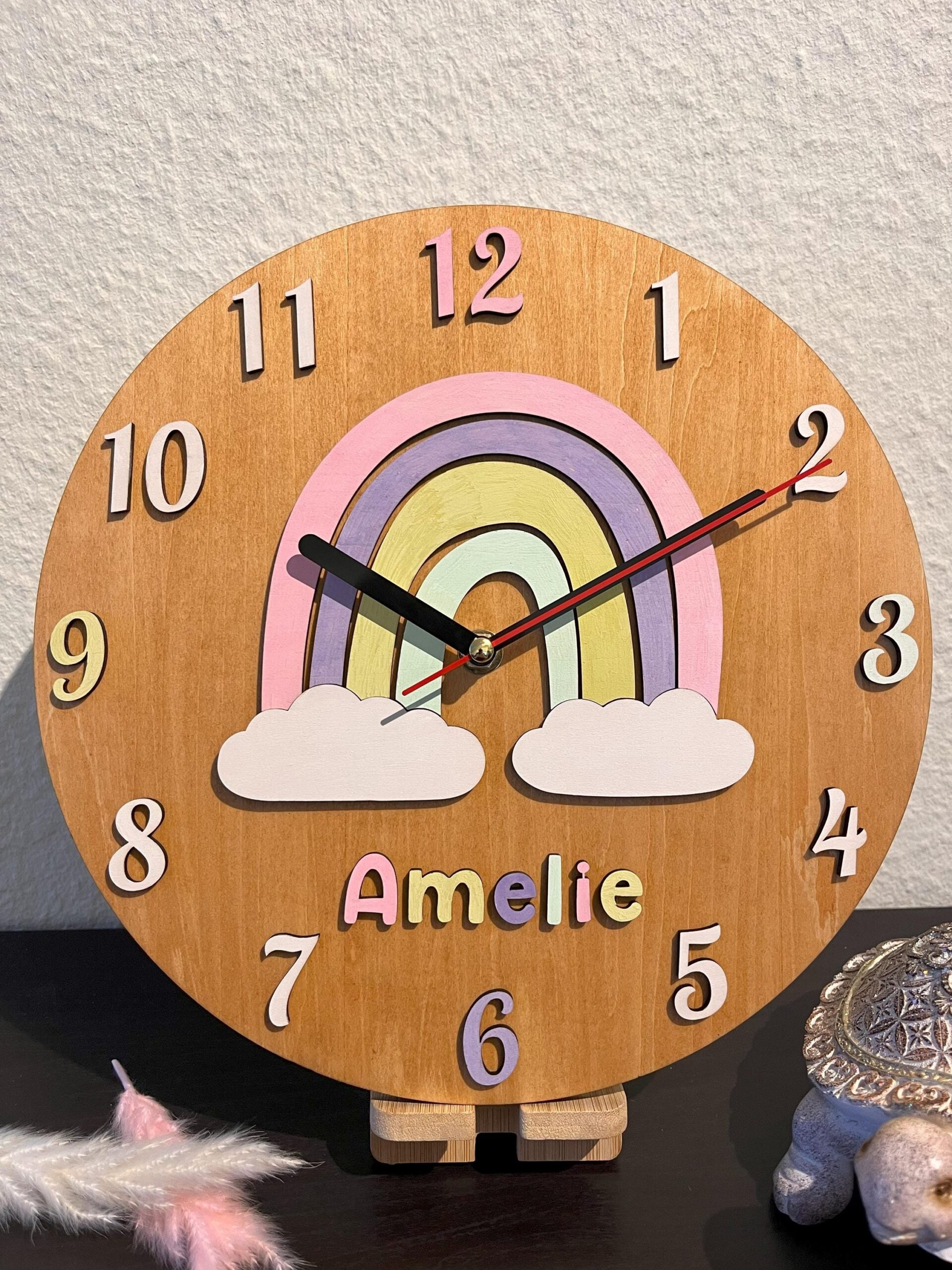 Holzwanduhr Regenbogen mit Namen 27x2,5cm